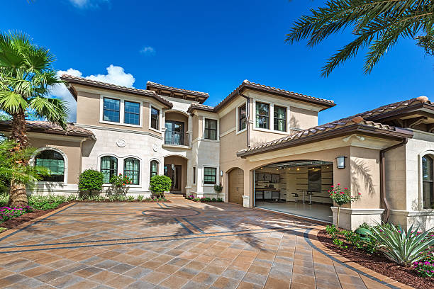 Best Local Driveway Pavers  in Le Center, MN
